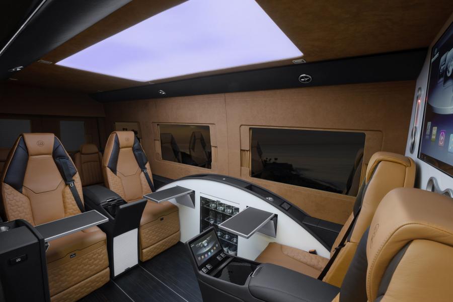 Интерьер Mercedes-Benz Sprinter Business Lounge by Brabus (Br.906) 2014 года  (фото 10 из 33)